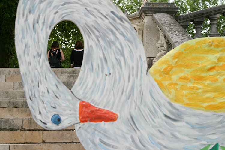 Cygne au cou enroulé au bestiaire Henri Darcy de Dijon - © Norbert Pousseur